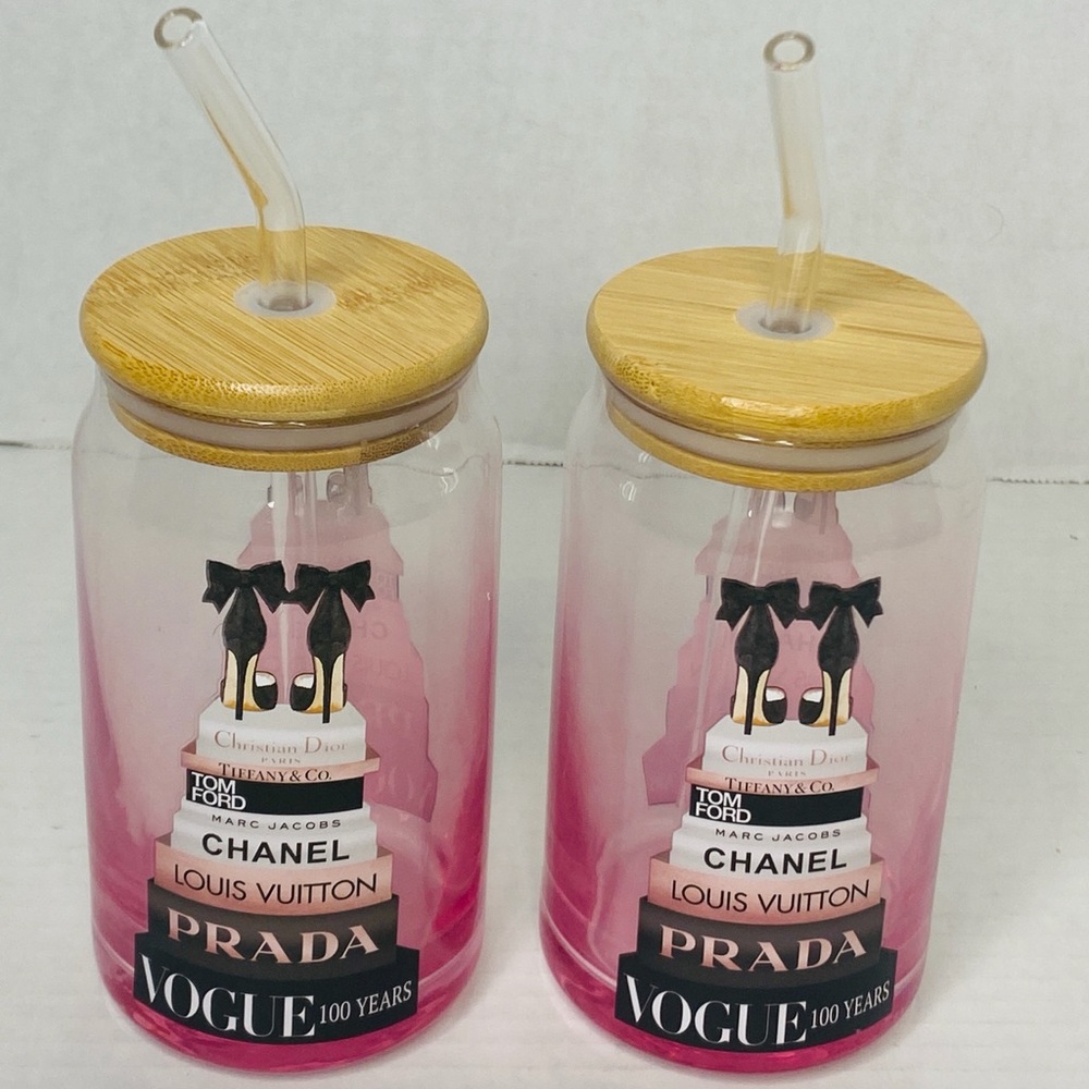 Amanda Greenwood Art Glass Fashion Book (2) Tumblers Artwork on both sides. NEW